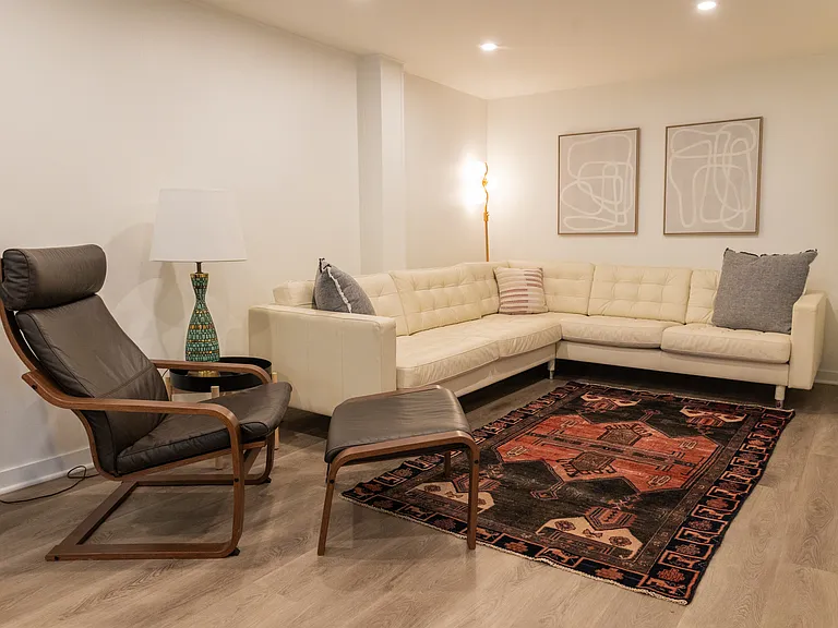 7816 Rosewood Ln — Photo 12