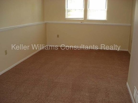 3rd image of 1819 Maroon Dr