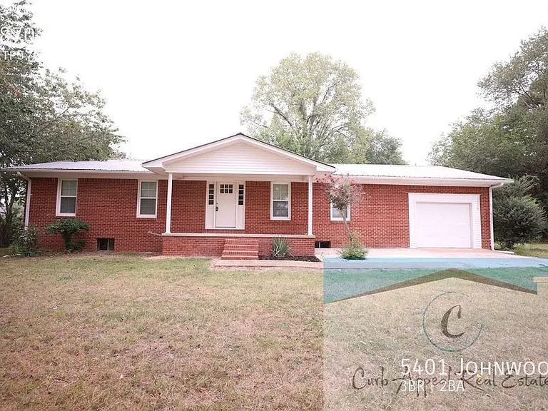 5401 Johnwood Dr — Photo 2