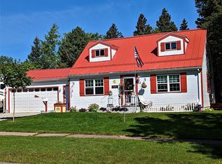 65 Hays Cir, Silver Bay, MN 55614