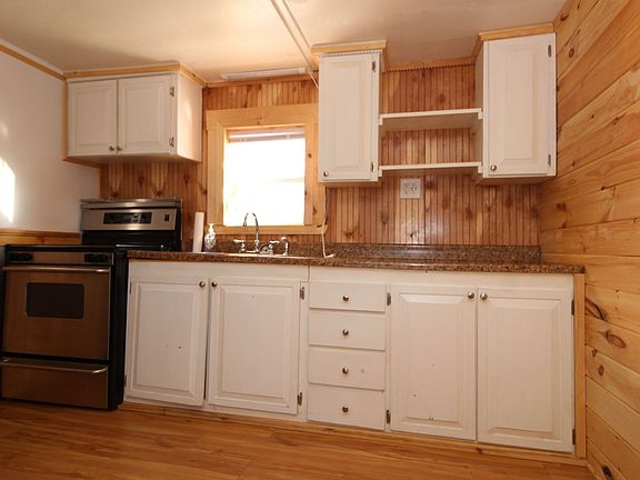 3rd image of 527-529 Maine Ave Unit 8