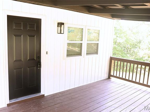 3rd image of 21 Oak Ridge Trl
