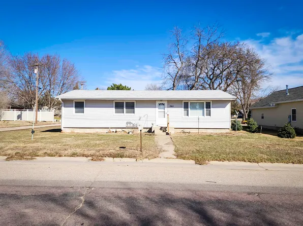 705 S St, Neligh, NE 68756