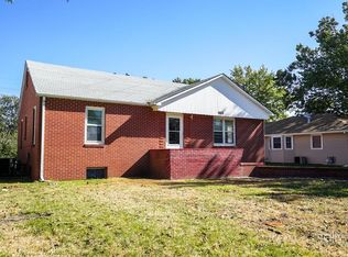 1605 N Lafayette Ave, Grand Island, NE 68803