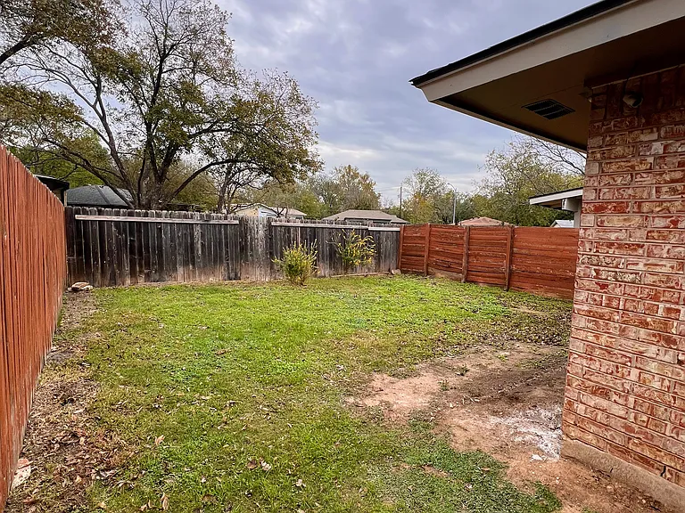 10623 Golden Quail Dr #B — Photo 18