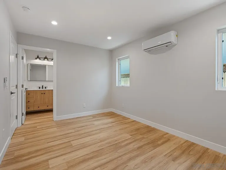 1489 Fern Ave #1 — Photo 23