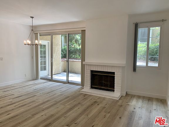 3rd image of 8505 Gulana Ave Unit 4108