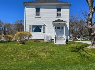 48 Albert St, Yarmouth, NS B5A 3N6
