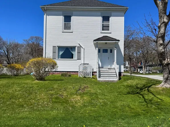48 Albert St, Yarmouth, NS B5A 3N6