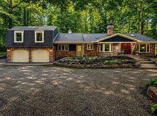 229 Colonial Ln, Dayton, OH 45429