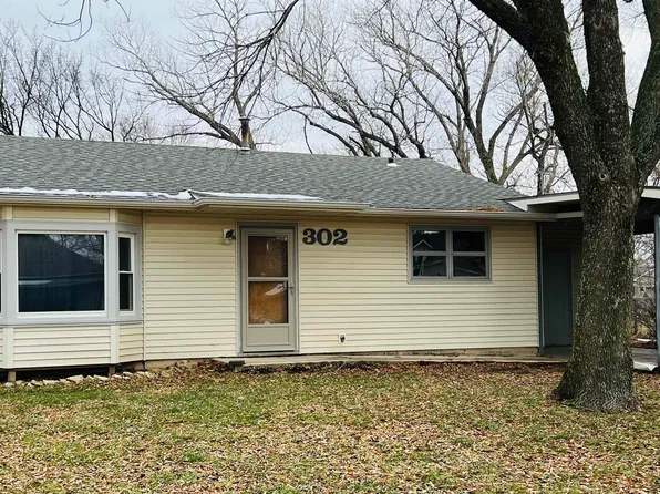 302 S Freeborn St, Marion, KS 66861