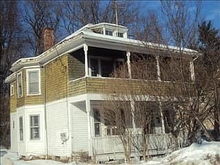 2nd image of 50 Taylor Ave