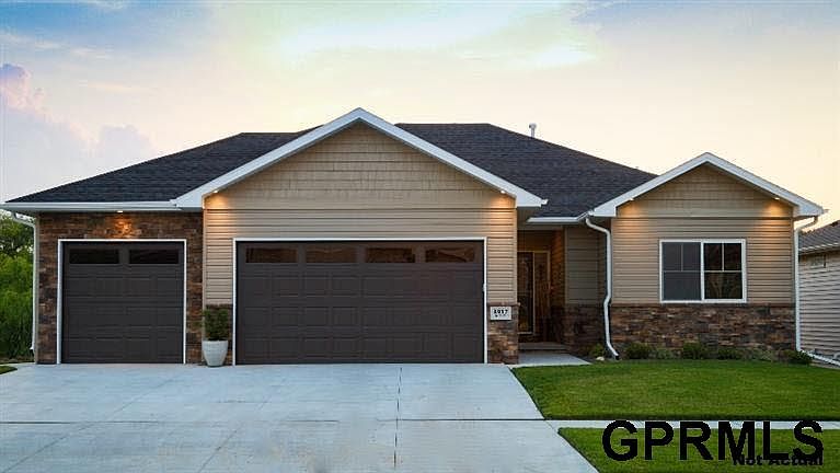 1st image of 7352 Rachel Dr