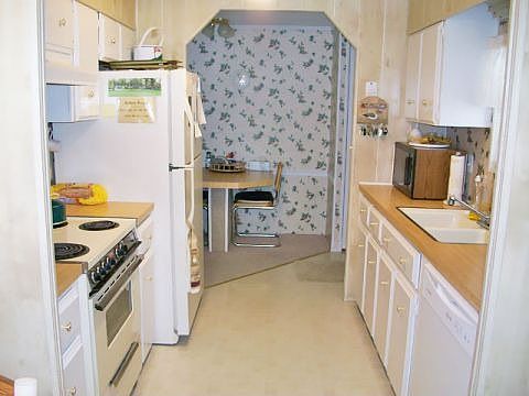 2nd image of 14418 Spyglass St
