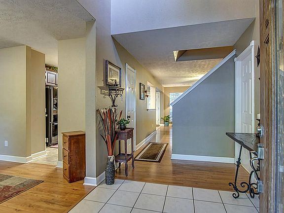 4th image of 18715 Timbers Edge Dr
