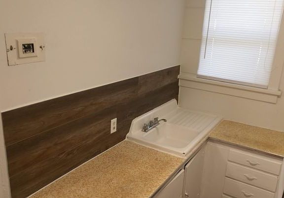 4th image of 322 S 29th St APT 5
