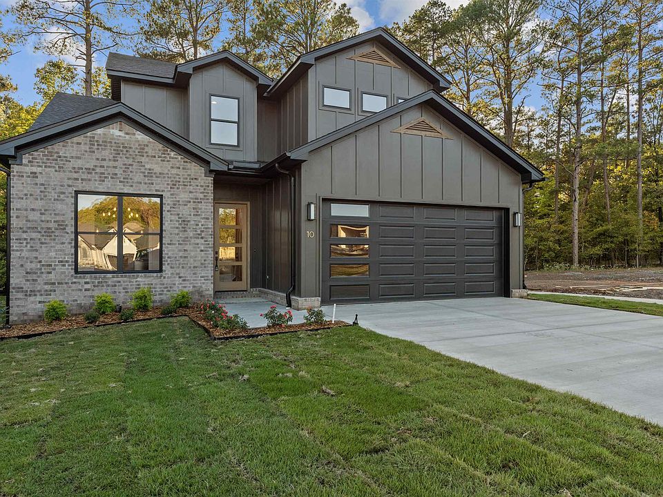 1st image of 10 Woodlands Park Ln