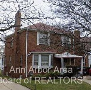 18032 Ilene St, Detroit, MI, 48221