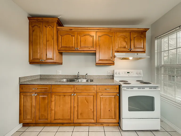 1508 N Peak St — Photo 20