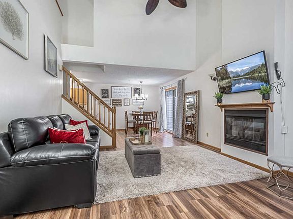 4th image of 3647 Willow Ln