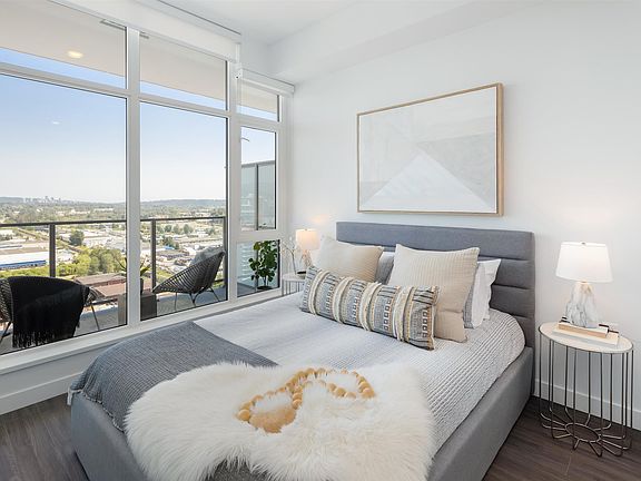 4th image of 2311 Beta Ave #403