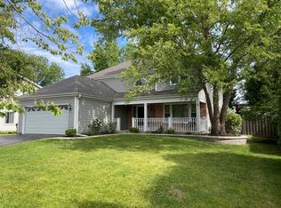 601 Barbary Ln, Woodstock, IL 60098