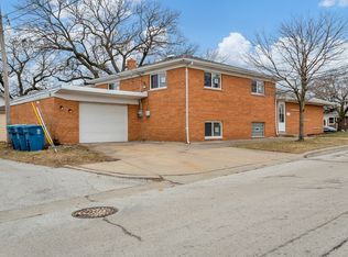 12 Ruth St, Calumet City, IL 60409