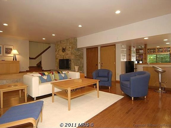 4th image of 4132 41st St N