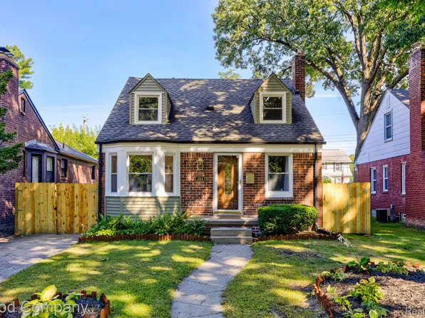 1014 Marshfield St, Ferndale, MI 48220