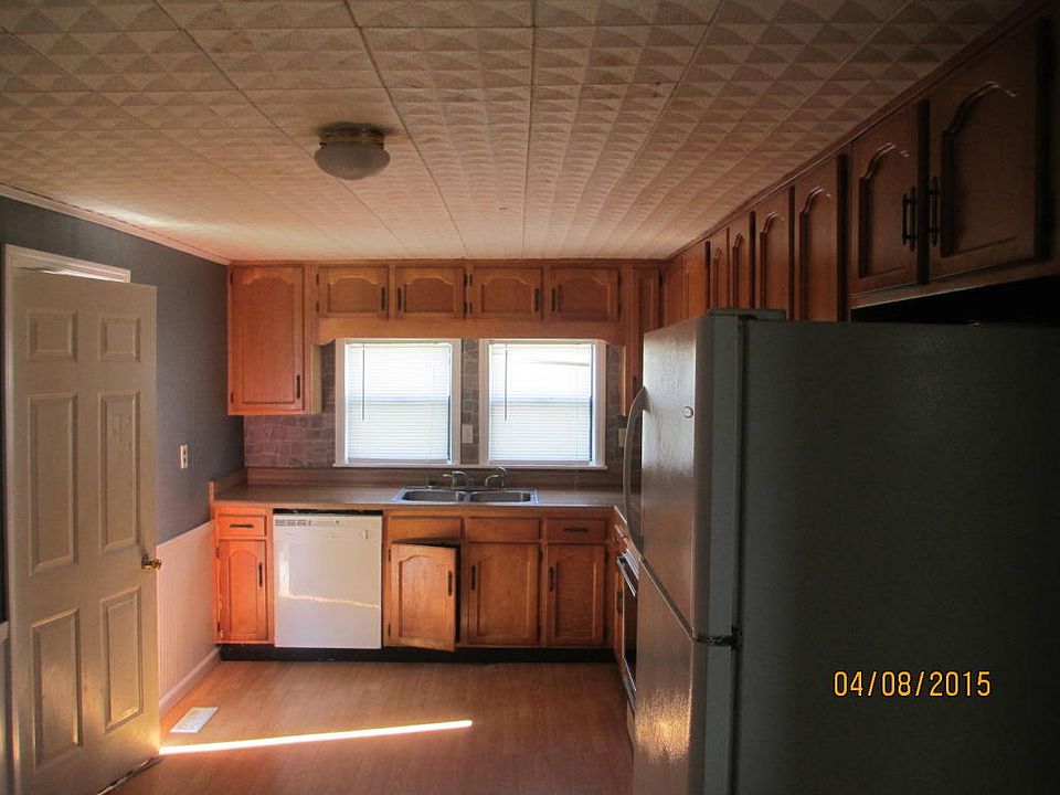 2nd image of 79 White Ln