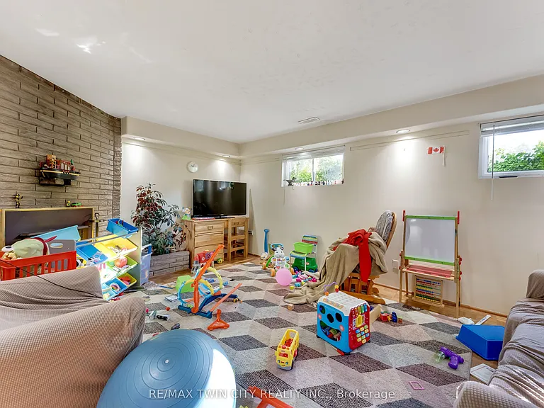 510 Edenbrook Pl — Photo 16