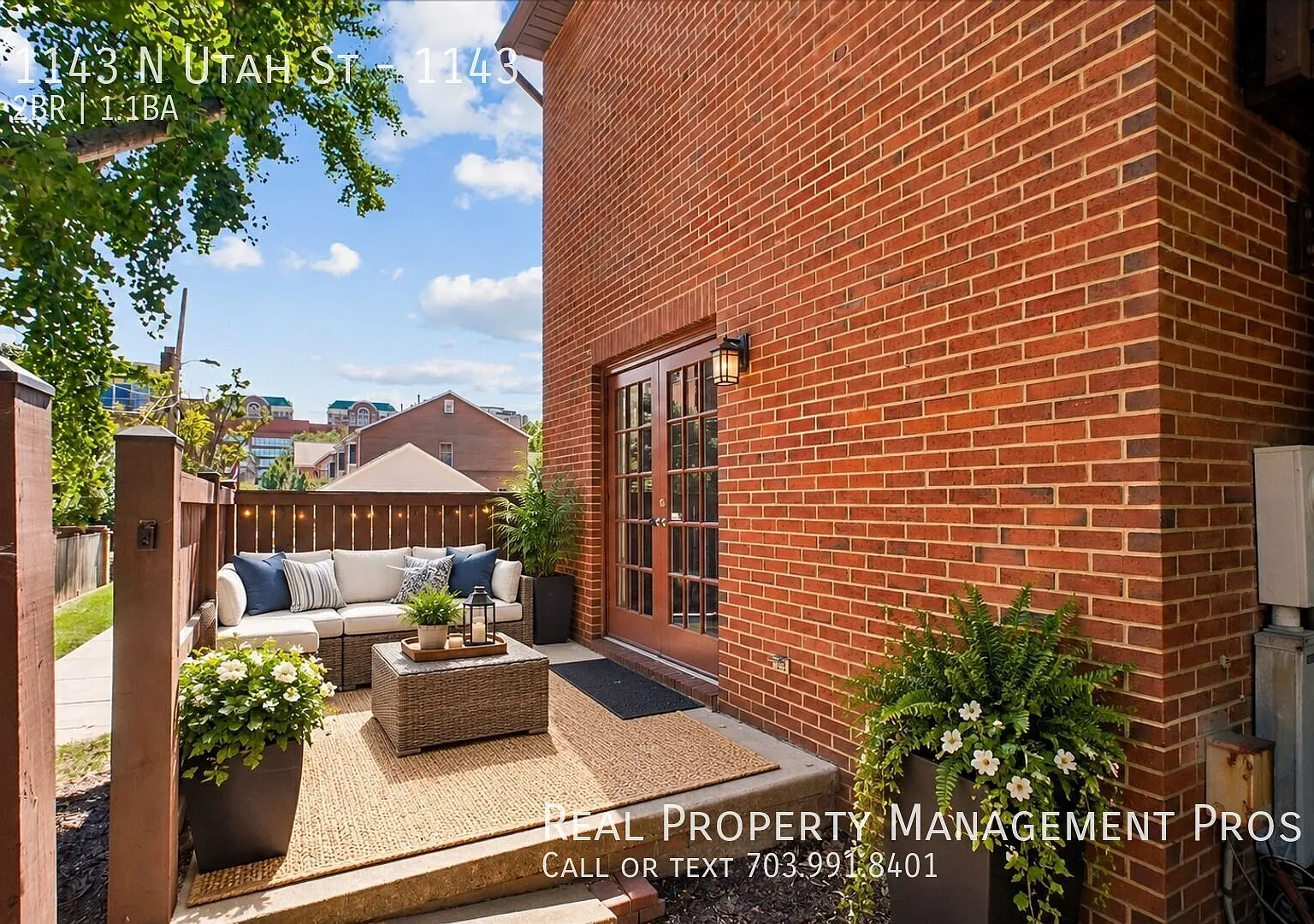Ballston Townhome-Style Condo with Private Patio, Parking & an Easy Walk to Metro! — Photo 2