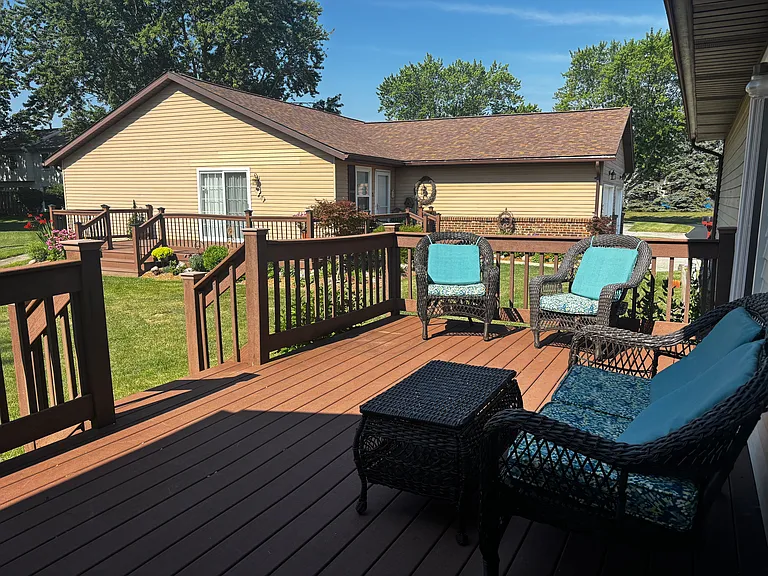 4 Edith Ct — Photo 26