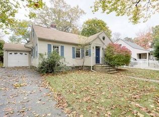 13 Westbrook Rd, Worcester, MA 01602