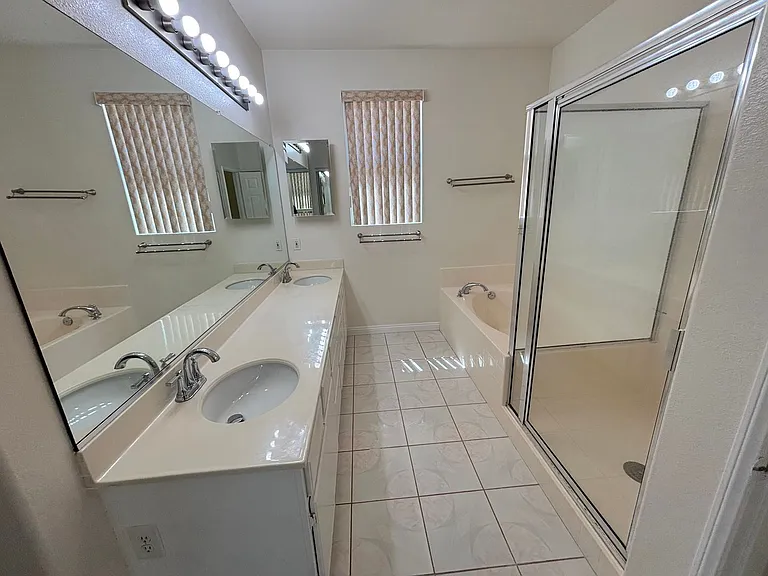 6222 Villa Ryan Ct — Photo 22