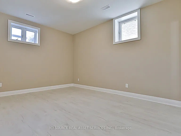 747 Langford Blvd #B — Photo 9