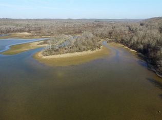 1595 Britt Rd, Lobelville, TN 37097