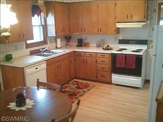4th image of 14195 136th Ave