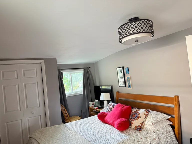 1818 Spohn Ave — Photo 11