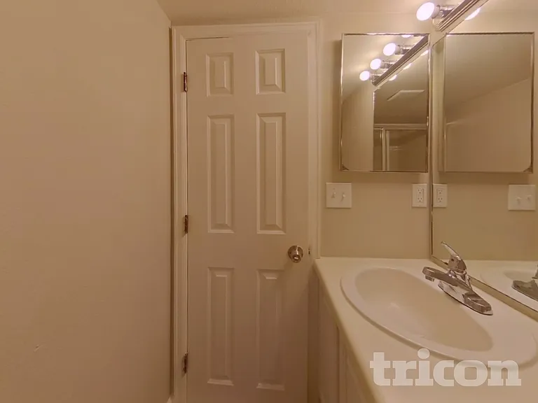 9516 Sherrelwood Ln — Photo 22