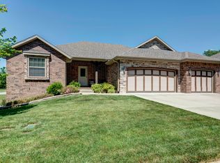 5393 S James Ave, Springfield, MO 65810