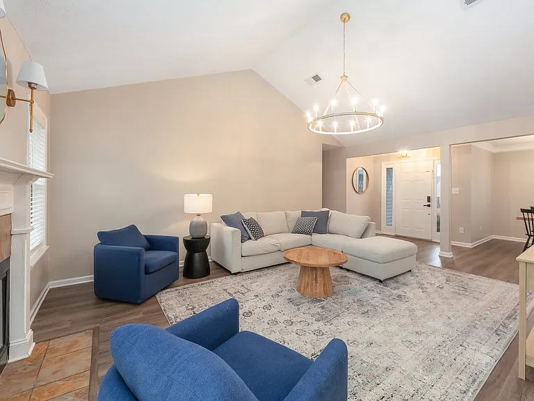 24 McLean Cv — Photo 10