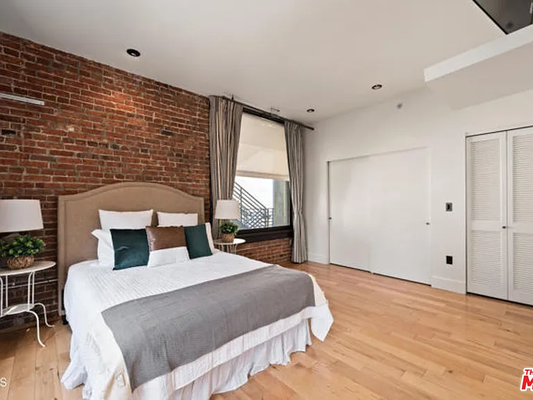 460 S Spring St #601 — Photo 7