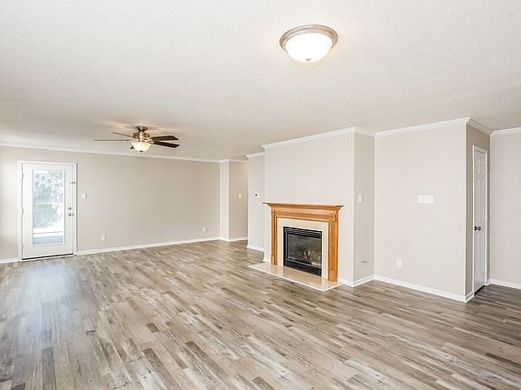 4th image of 6632 W Jamestown Dr