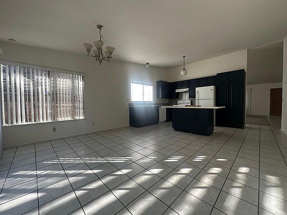 4th image of 8297 Lapiz Dr