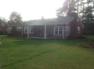 173 Sparta Rd, N Wilkesboro, NC 28659