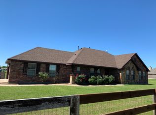 7120 Millcreek Ct, Sanger, TX 76266