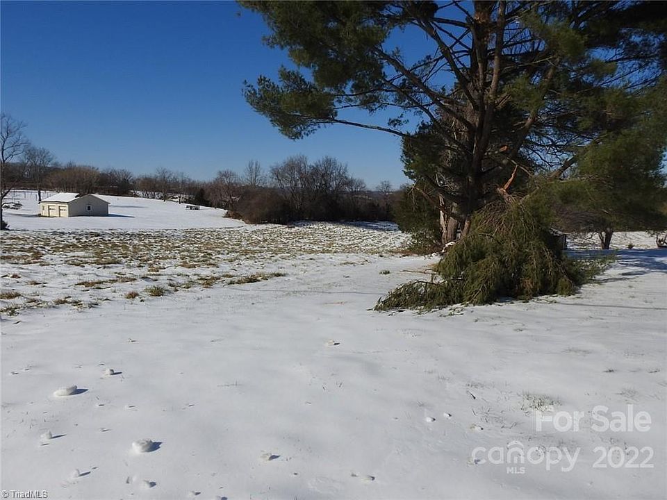 2nd image of 4538 W Old Us Highway 421