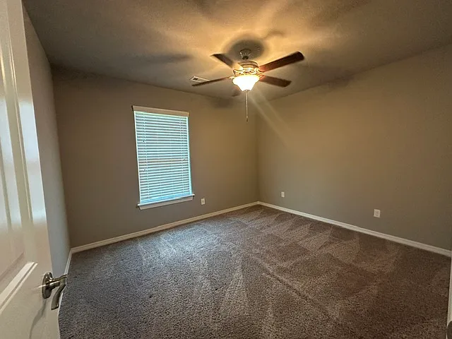 4661 W Wales Dr — Photo 9