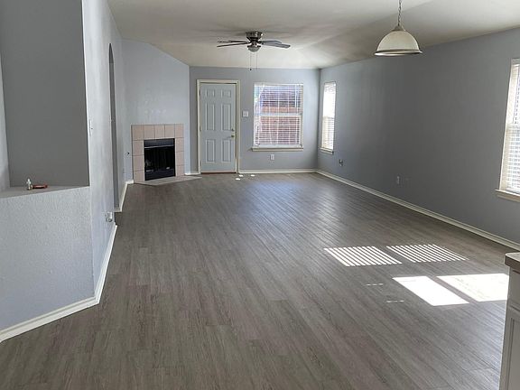 2nd image of 6929 Willow Crest Dr